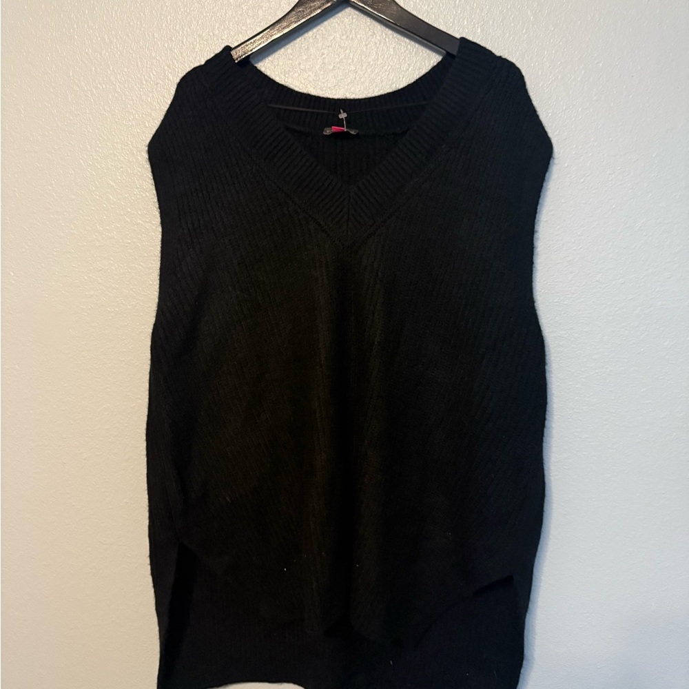 Vince Camuto Black Knit Sweater Vest